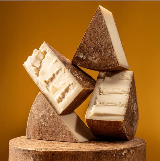 Сыр с мытой коркой "Аппенцеллер"